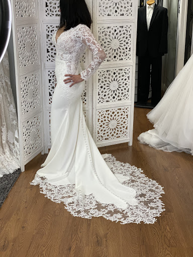 Bridal Shop «Bella Sposa Bridal Boutique», reviews and photos, 9524 179th St, Tinley Park, IL 60487, USA