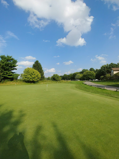Golf Course «The Woodlands of Van Buren Golf Course», reviews and photos, 39670 Ecorse Rd, Wayne, MI 48184, USA