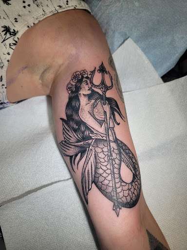 Tattoo Shop «Flaming Heart Tattoo», reviews and photos, 624 N Closner Blvd, Edinburg, TX 78541, USA