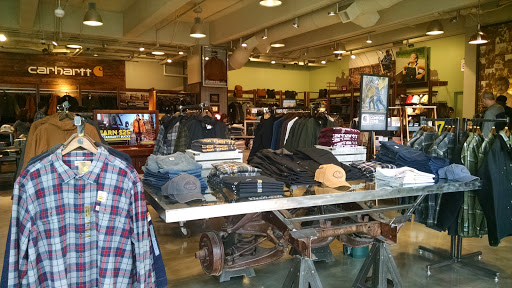Clothing Store «Carhartt», reviews and photos, 5800 Cass Ave, Detroit, MI 48202, USA
