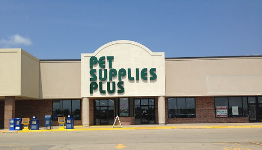 Pet Supply Store «Pet Supplies Plus», reviews and photos, 1368 N Galena Ave, Dixon, IL 61021, USA