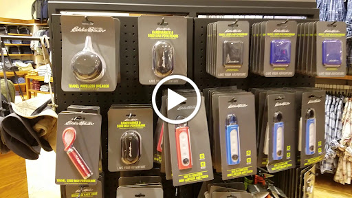 Clothing Store «Eddie Bauer», reviews and photos, 12912 Hill Country Blvd #115, Bee Cave, TX 78738, USA