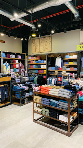 Opiniones de Ferouch Paseo Costanera en Puerto Montt - Tienda de ropa