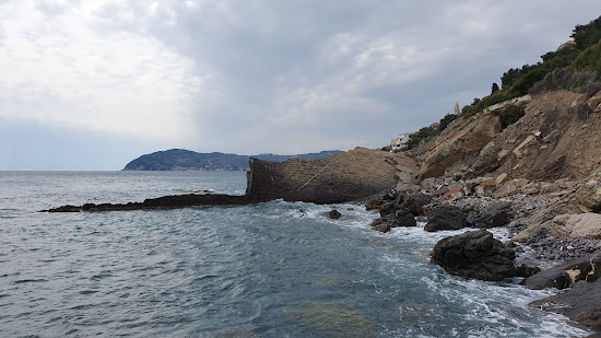 Capo Cervo beach