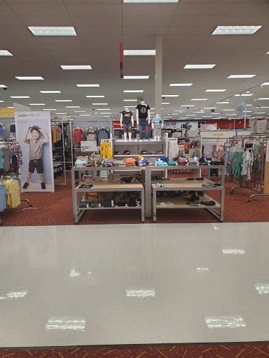 Department Store «Target», reviews and photos, 5570 Roswell Rd, Sandy Springs, GA 30342, USA