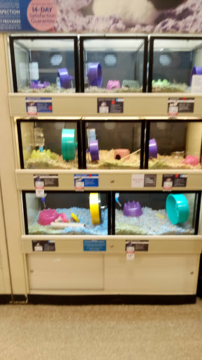 Pet Supply Store «PetSmart», reviews and photos, 901 US-1, North Brunswick Township, NJ 08902, USA