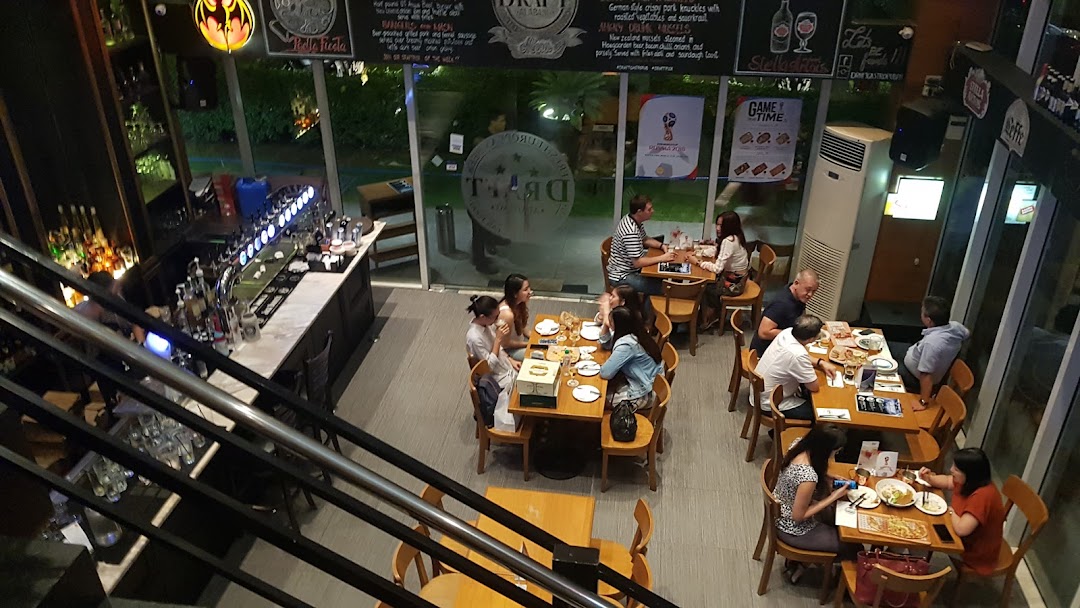 Draft Restaurant & Brewery Molito Complex, Alabang