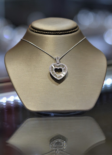 Jewelry Store «Benchmark Jewelers - Town East Mall», reviews and photos, 1162 Town East Mall, Mesquite, TX 75150, USA