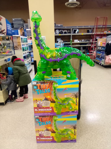 Pet Supply Store «PetSmart», reviews and photos, 3750 W Market St, Fairlawn, OH 44333, USA