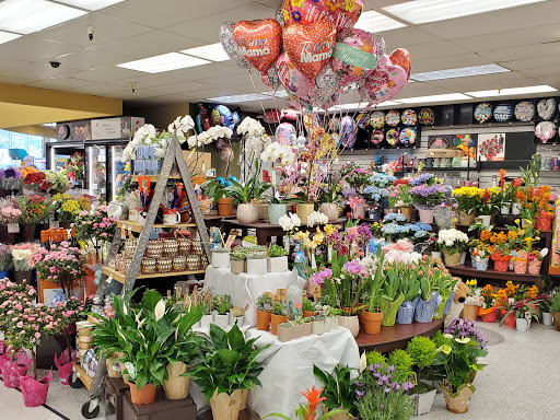 Grocery Store «Safeway», reviews and photos, 1421 Tara Hills Dr, Pinole, CA 94564, USA