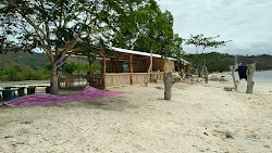 Pesisir Mas Beach'in fotoğrafı imkanlar alanı