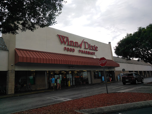 Winn-Dixie, 11092 Spring Hill Dr #708, Spring Hill, FL 34608, USA, 