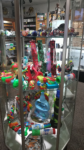 Tobacco Shop «Hempire State Smoke Shop», reviews and photos, 2340 Lyell Ave, Rochester, NY 14606, USA