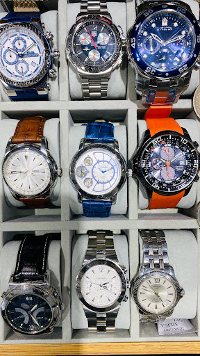 Jewelry Store «Shnayder Jewelry and Pawn Shop», reviews and photos, 110 Daniel Webster Hwy, Nashua, NH 03060, USA