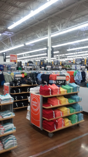 Department Store «Walmart Supercenter», reviews and photos, 4700 135th St, Crestwood, IL 60445, USA