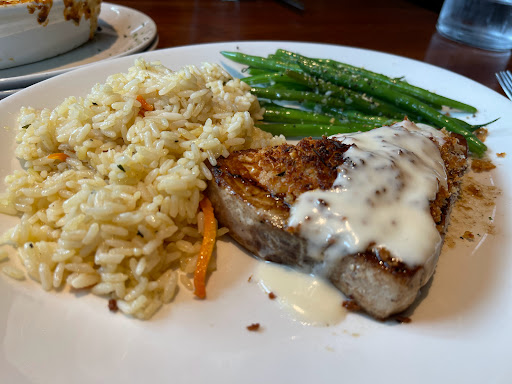 Shopping Mall «Shops of Saddle Creek», reviews and photos, 7509 Poplar Ave #1, Germantown, TN 38138, USA