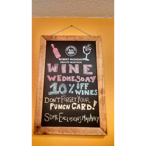 Liquor Store «Discount Liquors», reviews and photos, 125 9th Ave SE, Watertown, SD 57201, USA