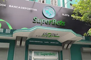 SuperBets Banca Deportiva, Restaurant & Sport Bar image