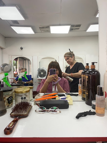 Peluqueria Atenas