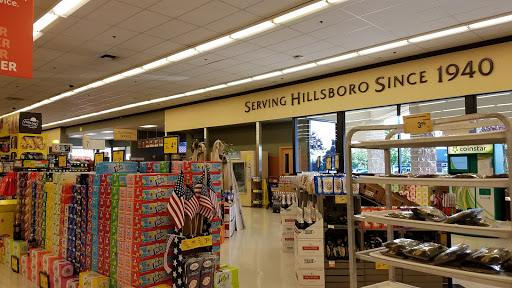 Grocery Store «Safeway», reviews and photos, 2525 SE Tualatin Valley Hwy, Hillsboro, OR 97123, USA