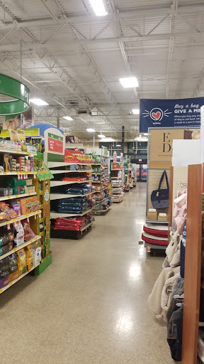 Pet Supply Store «PetSmart», reviews and photos, 4120 E 4th St, Ontario, CA 91764, USA