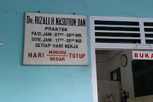 Klinik Dr. Rizali H Nasution image