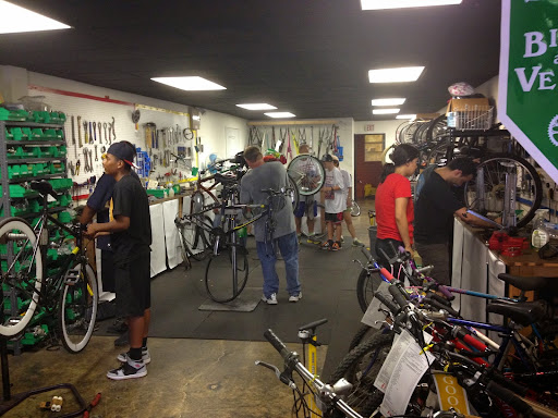 Bicycle Repair Shop «The Bicycle Tree», reviews and photos, 811 N Main St, Santa Ana, CA 92701, USA