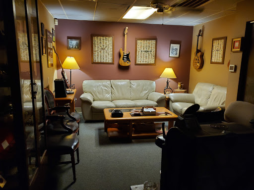 Tobacco Shop «Uhle Tobacco Company», reviews and photos, 114 W Wisconsin Ave, Milwaukee, WI 53203, USA