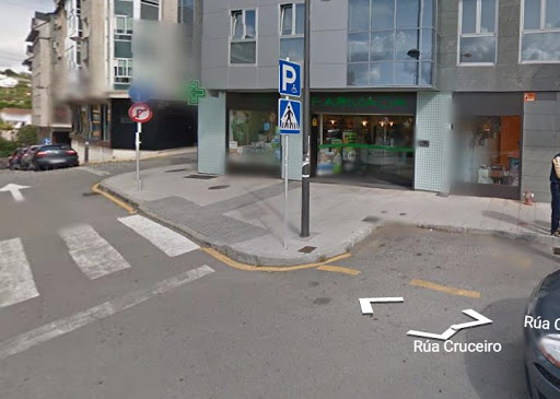 Farmacia Cruceiro - Carolina Martinez Couto