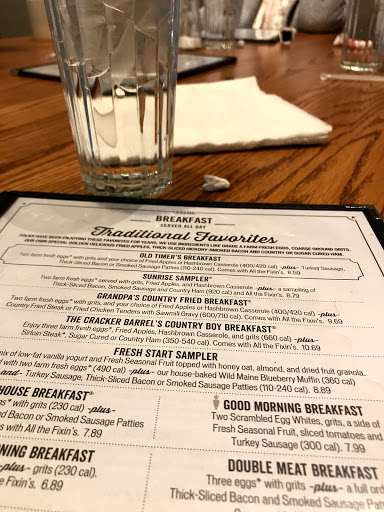 American Restaurant «Cracker Barrel Old Country Store», reviews and photos, 200 Bypass Rd, Williamsburg, VA 23185, USA