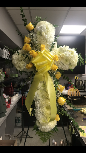 Florist «Crystal Florist & Greenhouse II», reviews and photos, 311 Passaic St, Garfield, NJ 07026, USA