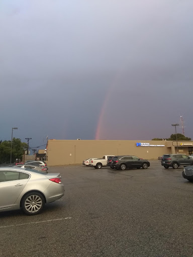 Shopping Mall «Mid City Mall», reviews and photos, 1250 Bardstown Rd #5, Louisville, KY 40204, USA