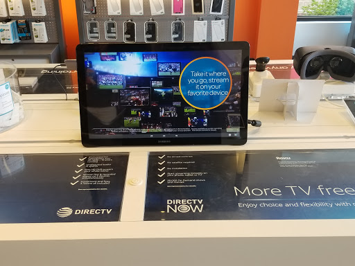 Cell Phone Store «AT&T Authorized Retailer», reviews and photos, 430 S Rand Rd #140, Lake Zurich, IL 60047, USA