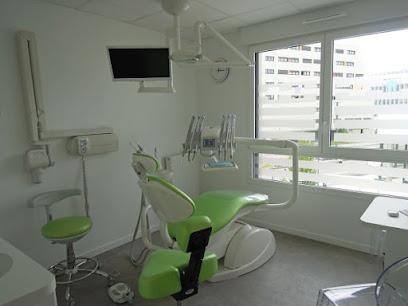 Cabinet Velizy Dentaire, Omnipratique et Implantologie des Docteurs Baratte, Bangratz, Orain et Frémaux