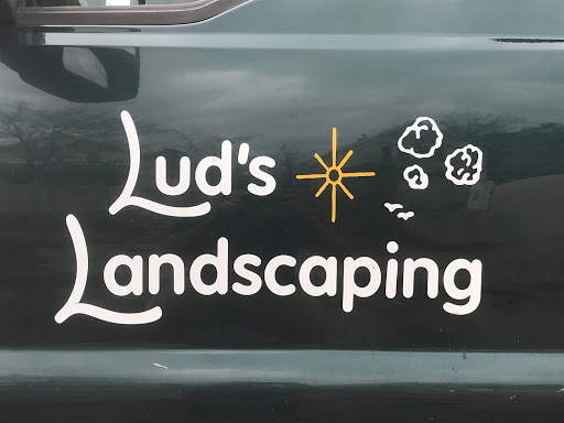 Luds Landscaping Inc image 1