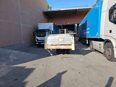 Transports FLAVIO à Carros