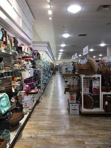 Department Store «HomeGoods», reviews and photos, 738 S Randall Rd, Algonquin, IL 60102, USA