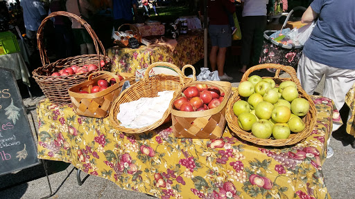 Produce Market «Douglass Loop Farmers Market», reviews and photos, 2005 Douglass Blvd, Louisville, KY 40205, USA