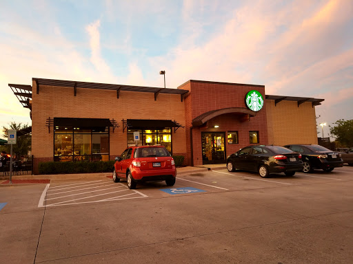 Shopping Mall «Shops at Vineyard Village», reviews and photos, 2800 Texas 121 Business, Euless, TX 76039, USA