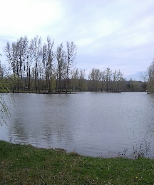 Bar Restaurant Du Plan D'eau Saint Charles à Damiatte (Tarn 81)