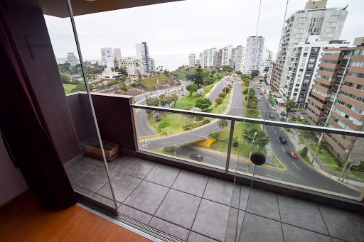 Lux Miraflores Apartments Ocean View