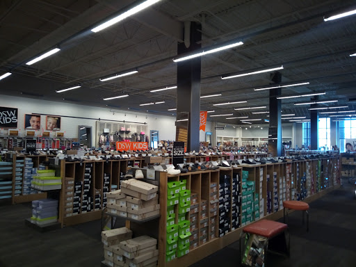 Shoe Store «DSW Designer Shoe Warehouse», reviews and photos, 7321 Lake St, River Forest, IL 60305, USA
