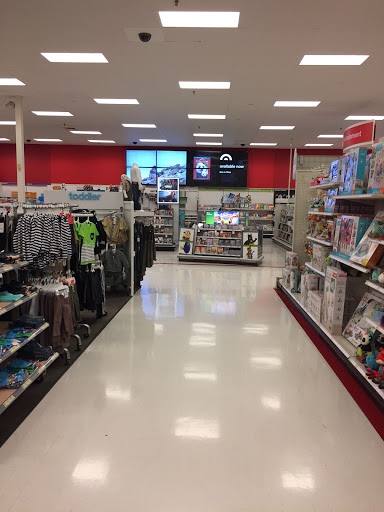 Department Store «Target», reviews and photos, 3000 Harbison Dr, Vacaville, CA 95687, USA