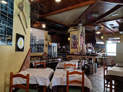 Restaurante El Anticuario - Pl. del Canto Redondo, s/n, 28901 Getafe, Madrid, Spain