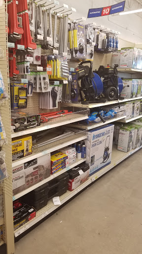 Hardware Store «Harbor Freight Tools», reviews and photos, 2418 Commercial Way, Spring Hill, FL 34606, USA
