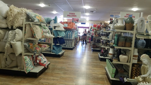 Department Store «HomeGoods», reviews and photos, 23614 El Toro Rd, Lake Forest, CA 92630, USA