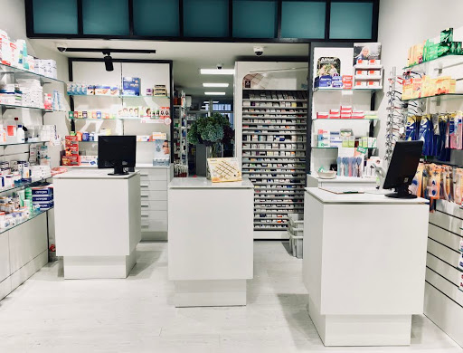 Farmacia Urzáiz 1.     Farmacia 12 Horas Parafarmacia