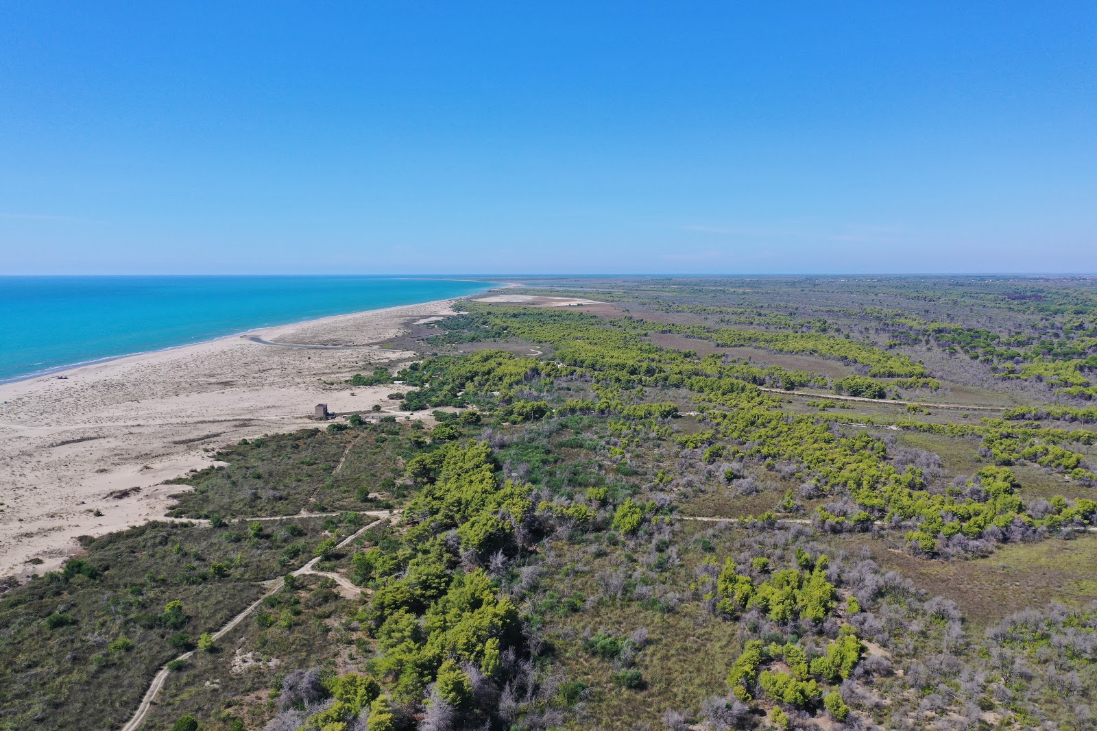 Fotografie cu Hidrovor beach zonele de facilități
