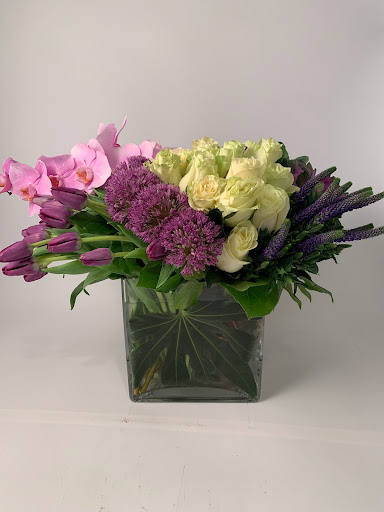 Florist «Blossoms», reviews and photos, 33866 Woodward Ave, Birmingham, MI 48009, USA