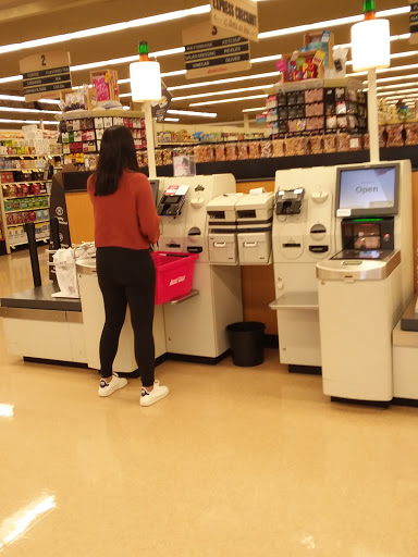 Grocery Store «Butera Market», reviews and photos, 1175 W Spring St, South Elgin, IL 60177, USA